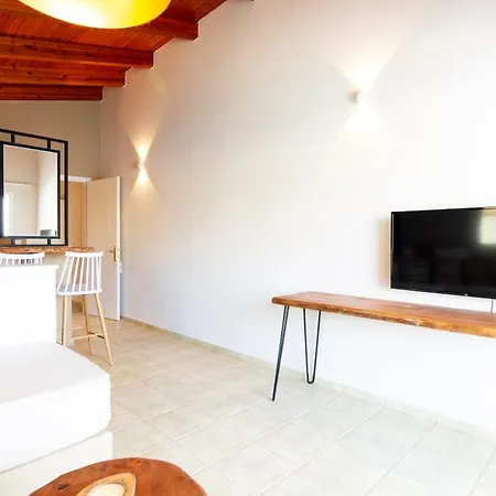 Sunrise Apartment